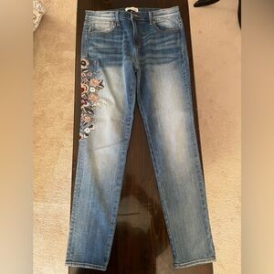 DRIFTWOOD NWOT  Jackie Blue Jeans with Floral Embroidery 30